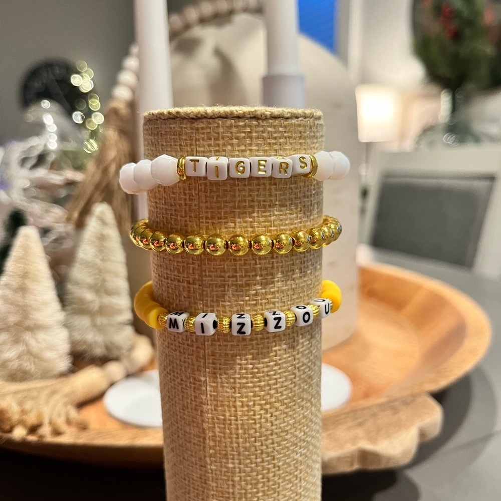 UNIVERSITY OF MISSOURI (MIZZOU) BRACELETS!
